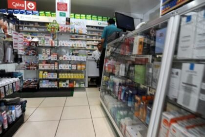 1d518aa1-farmacia-agencia-brasil-elza-fiuza-640x458